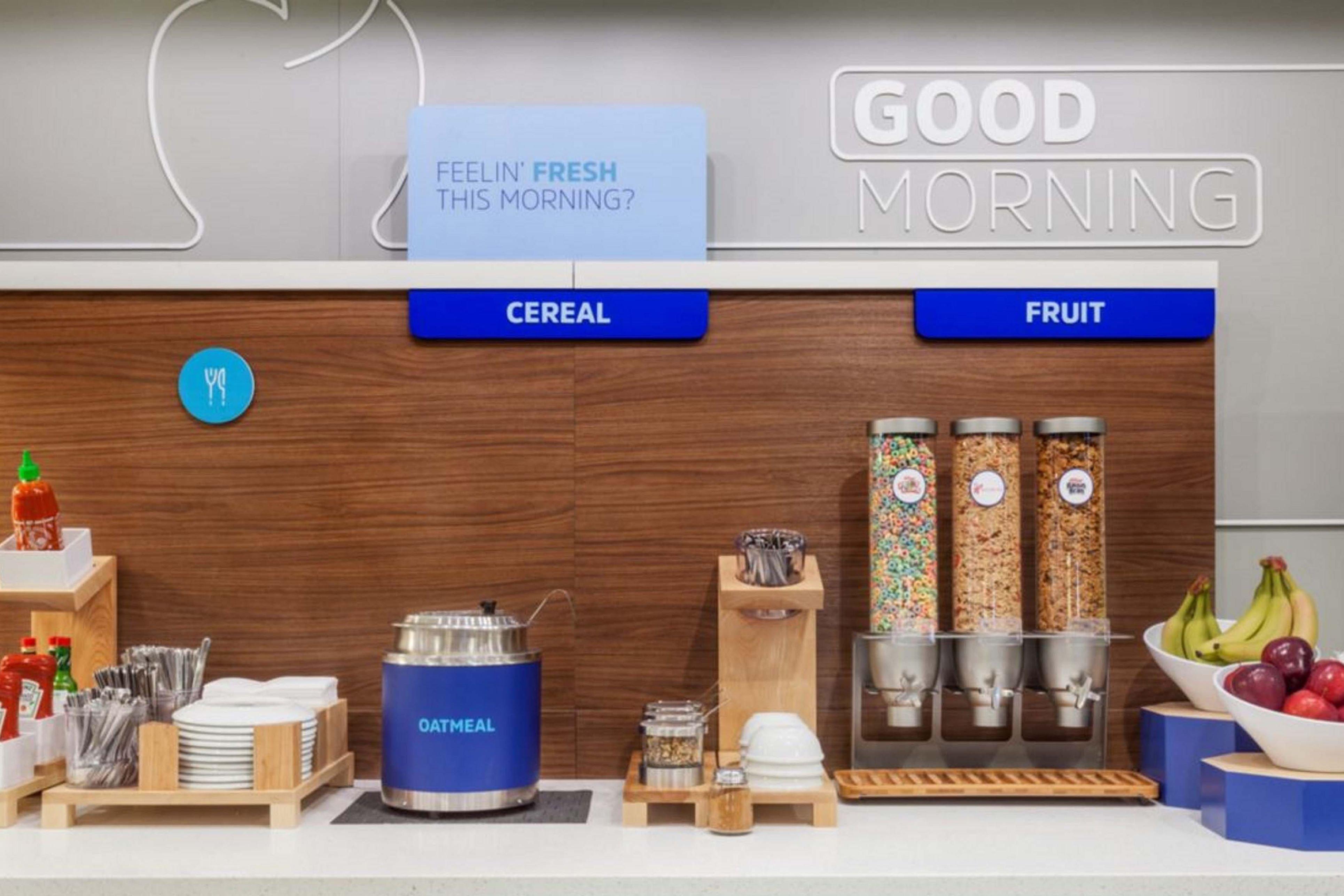 Holiday Inn Express & Suites Lantana By Ihg Buitenkant foto