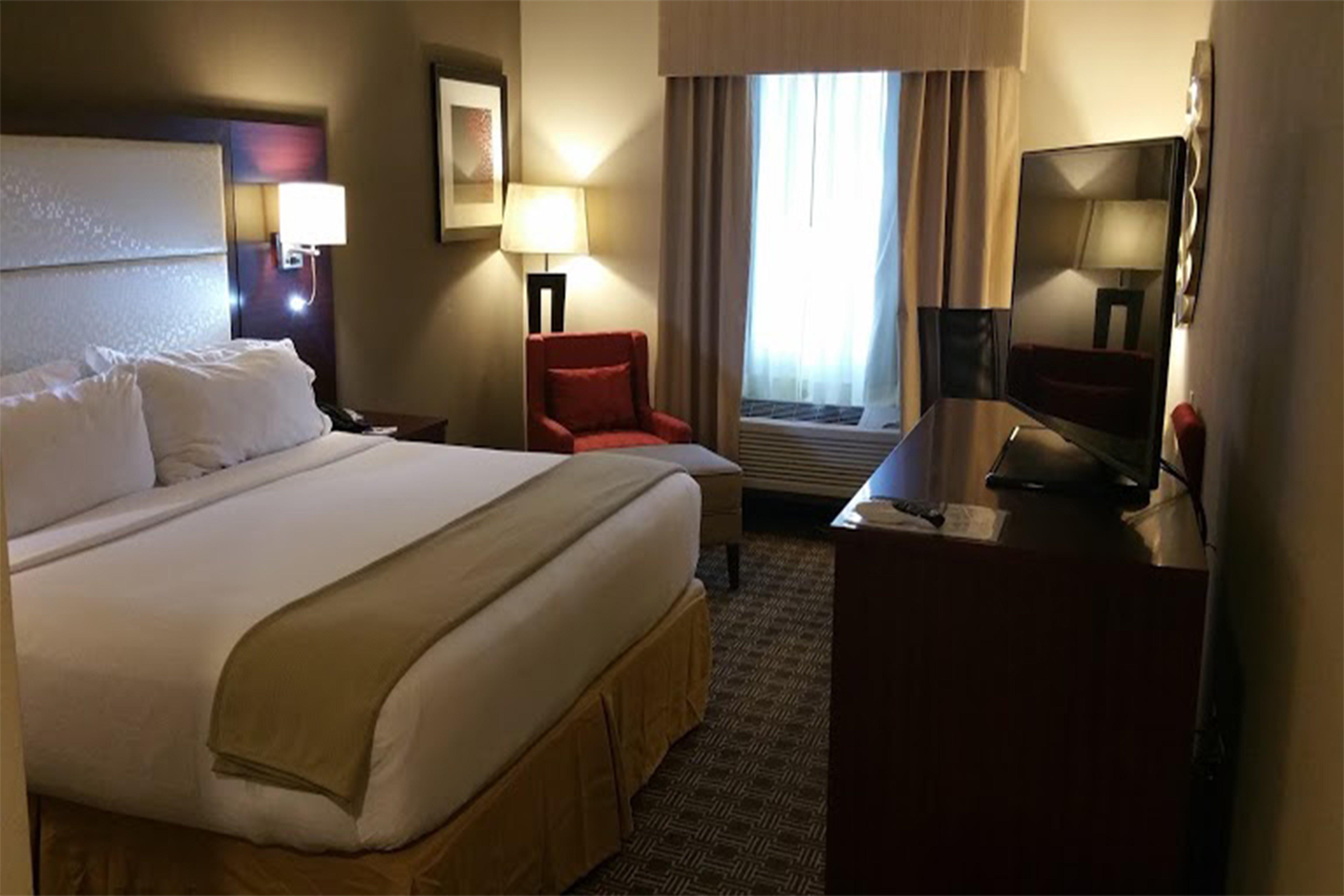Holiday Inn Express & Suites Lantana By Ihg Buitenkant foto