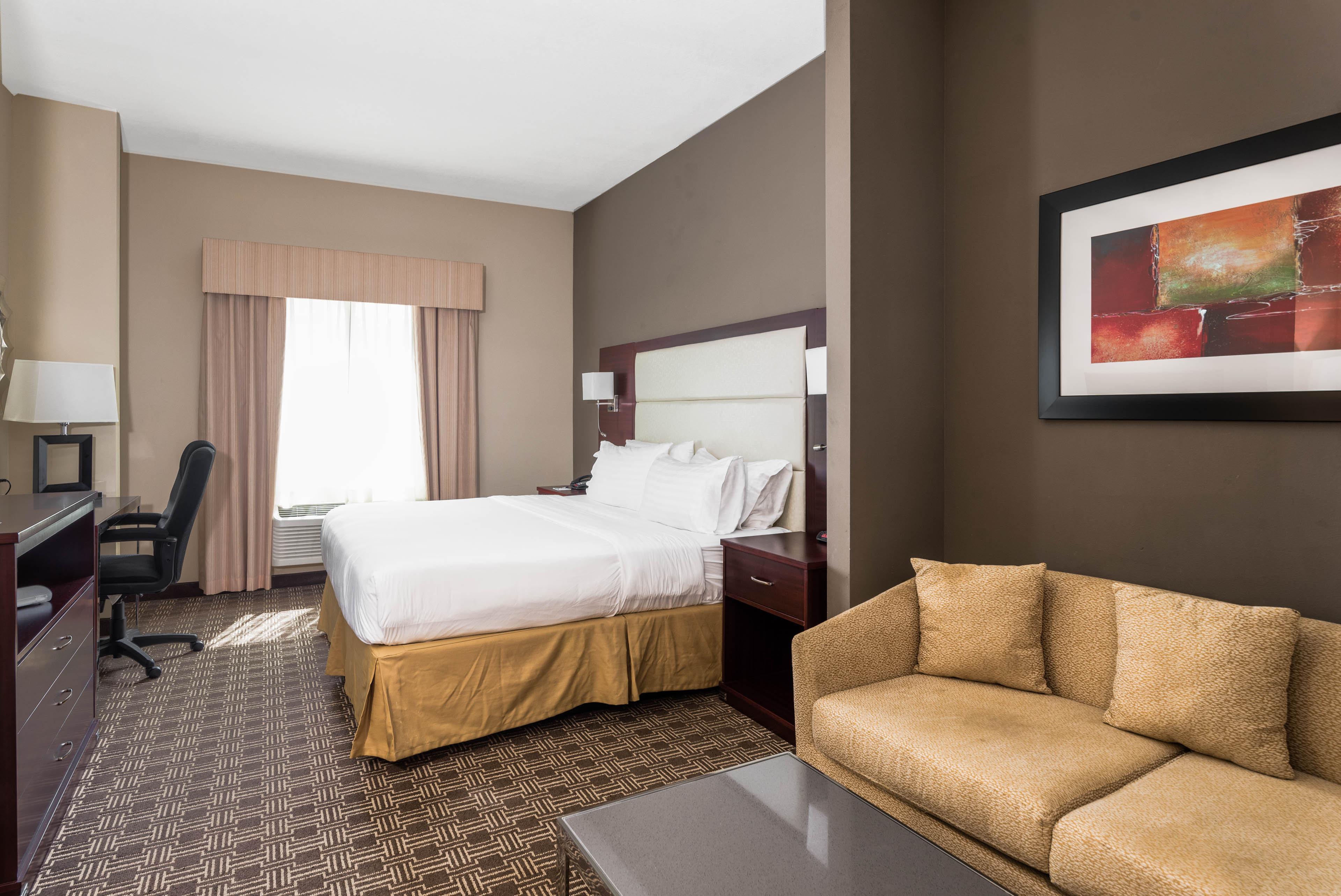 Holiday Inn Express & Suites Lantana By Ihg Buitenkant foto